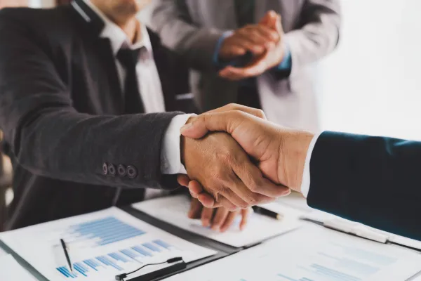 business-people-shaking-hands-finishing-up-meetin-2026-01-08-02-26-23-utc1-69ceced1862b8